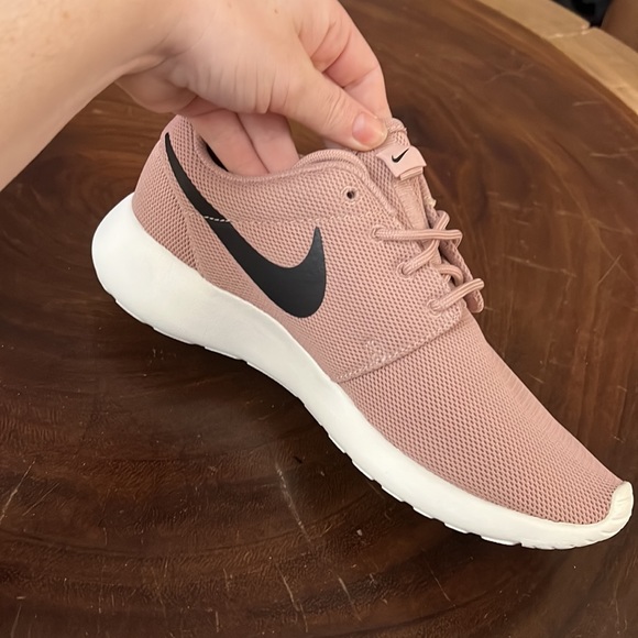 Nike Roche One ( Dusty Mauve Rose) - Picture 7 of 11